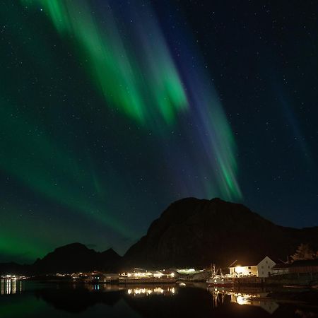 Vila Lofoten Planet Basecamp Sørvågen Exteriér fotografie