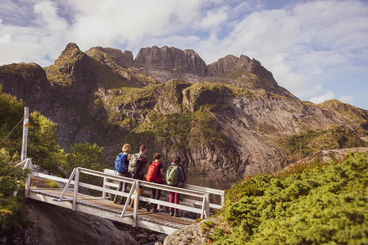 Vila Lofoten Planet Basecamp Sørvågen Exteriér fotografie