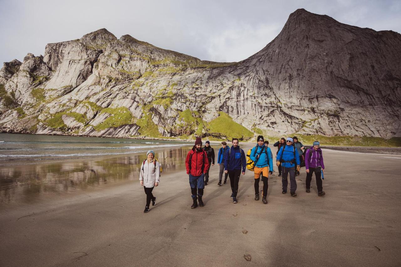 Vila Lofoten Planet Basecamp Sørvågen Exteriér fotografie